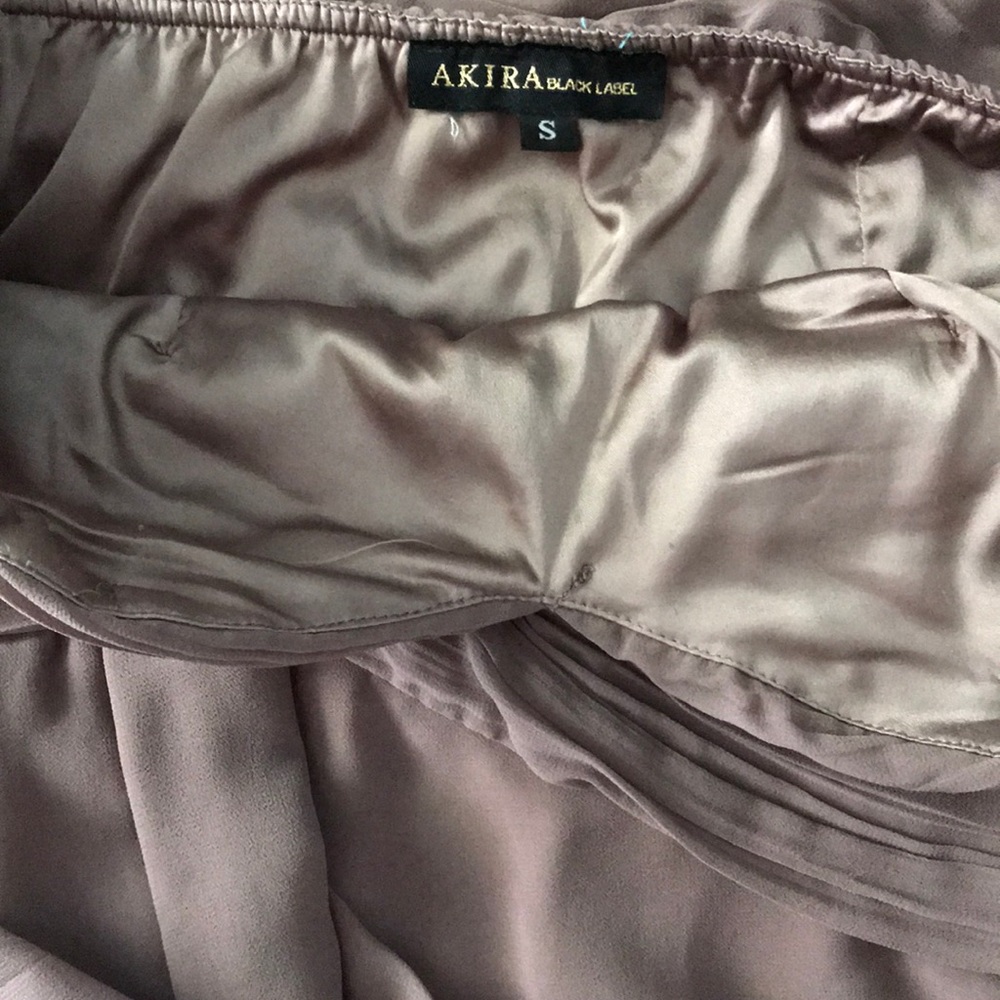 AKIRA | Ruffled Mini - Picture 5 of 5